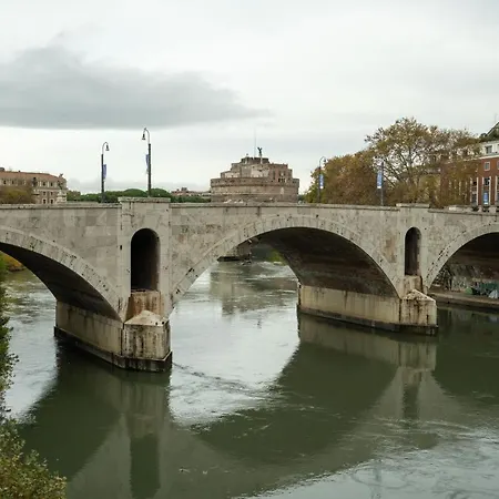 A Due Passi Da S.Pietro E Castel Sant'Angelo Loft Gianicolo-2